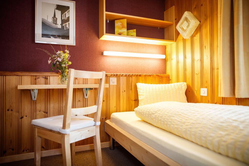 Hotel Nufenen Ulrichen Eksteriør bilde