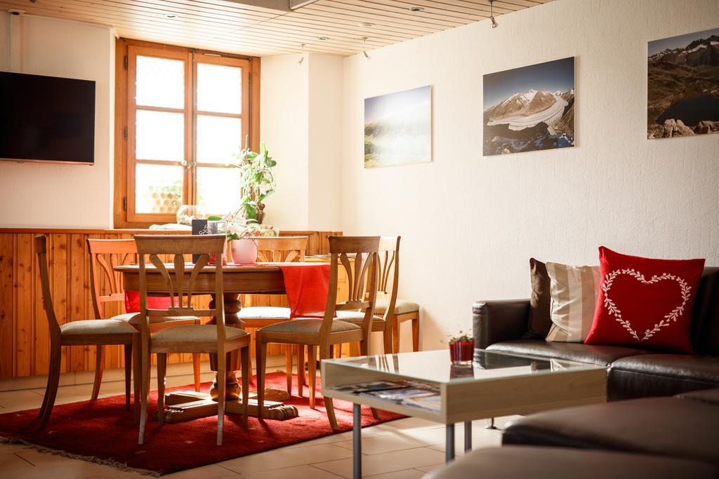 Hotel Nufenen Ulrichen Eksteriør bilde